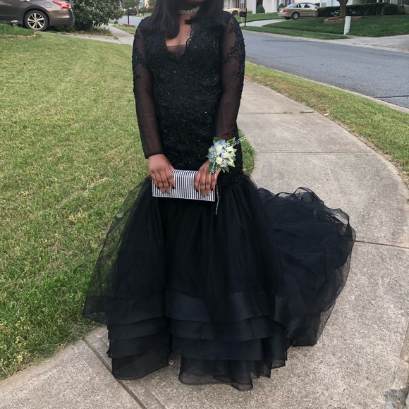 PROM DRESS - Picture 6 of 12